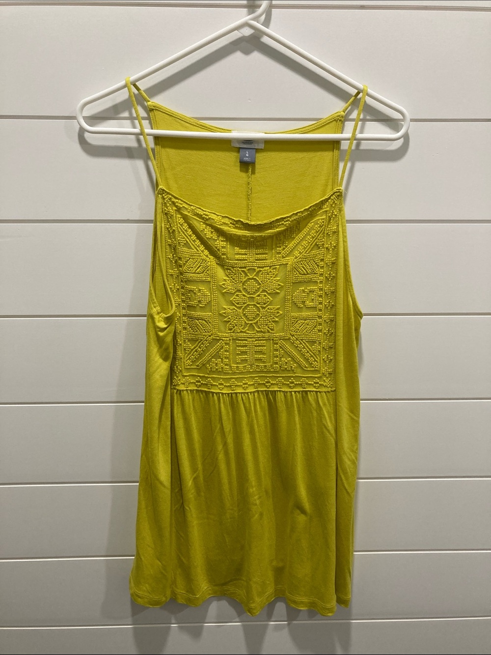 Old Navy Boho Embroidered Mesh Panel Spaghetti Strap Tank Top-Size Large-EUC